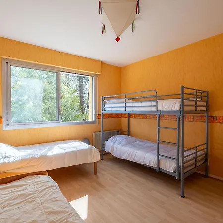 Maison Familiale 5 Pour 14 Pers, Vue A - Fr-1-319-605 Villa *