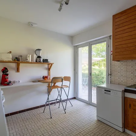 Maison Familiale 5 Pour 14 Pers, Vue A - Fr-1-319-605